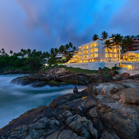Rockholm At The Light House Beach كوفالام المظهر الخارجي الصورة
